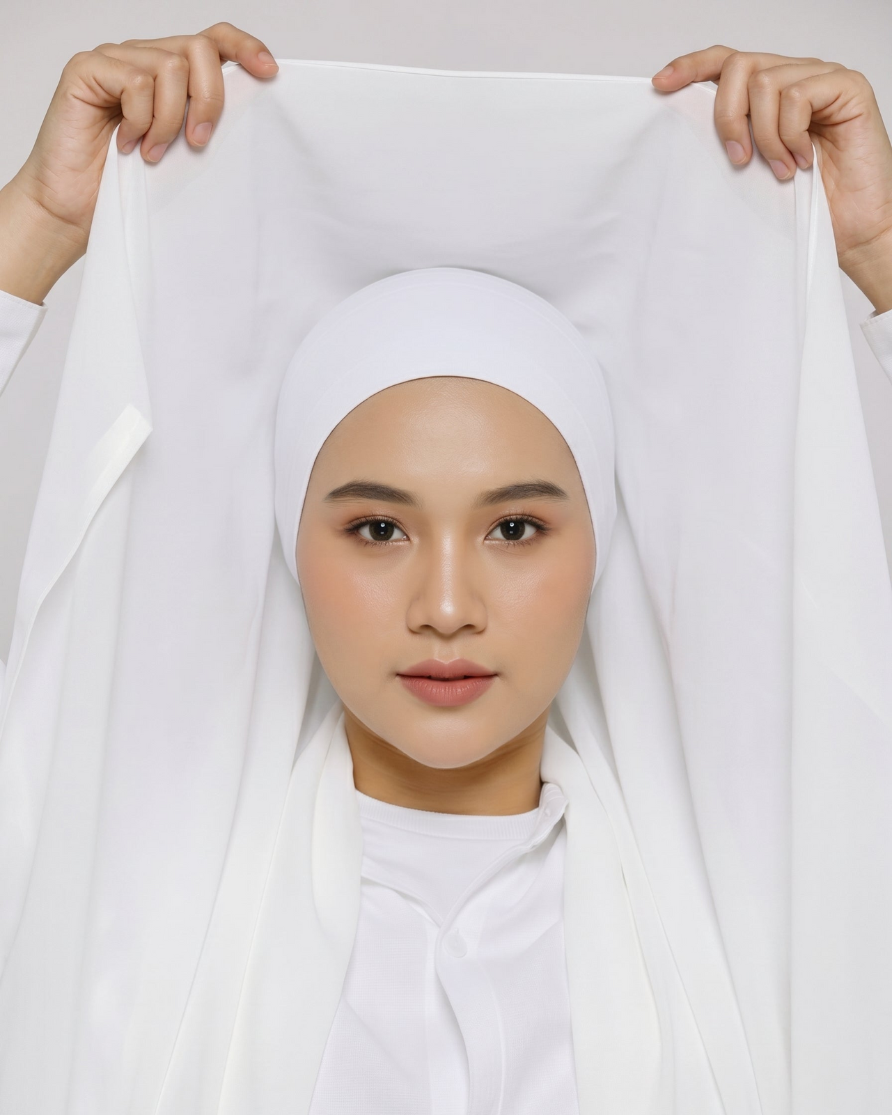 WHITE JERSEY HIJAB